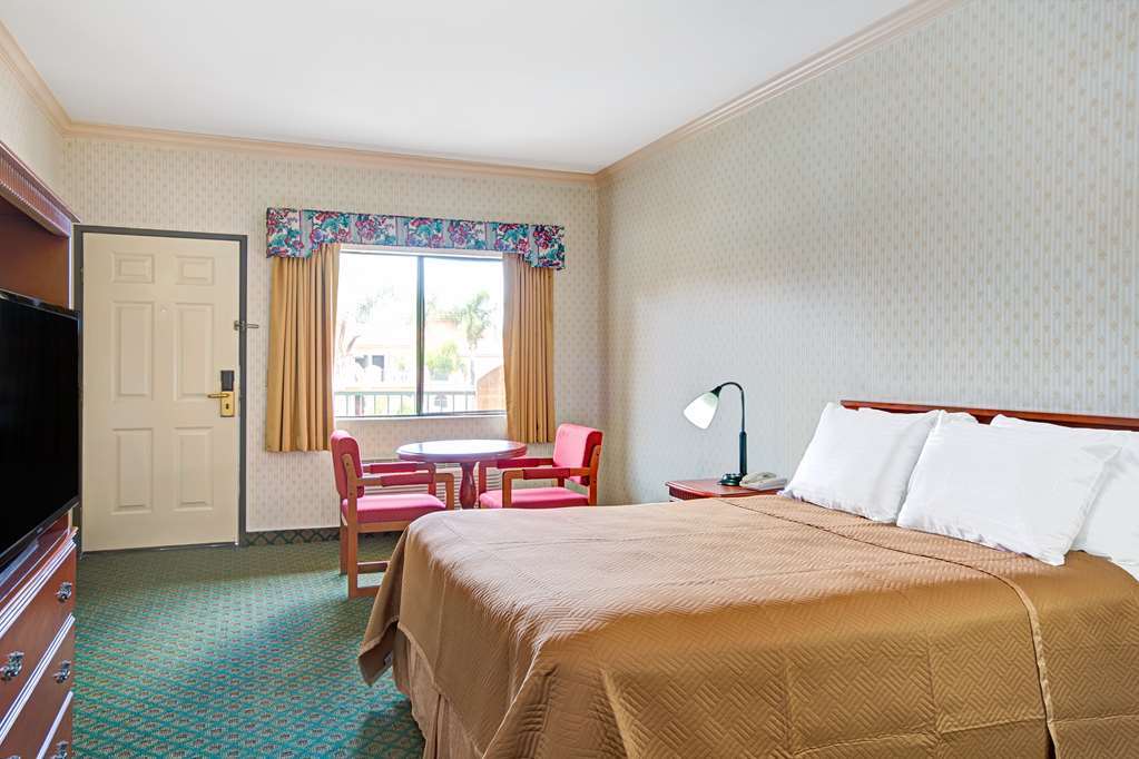 Travelodge By Wyndham Lynwood Rom bilde